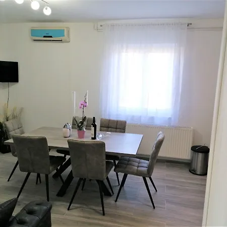 Lilac Apartman Trogir